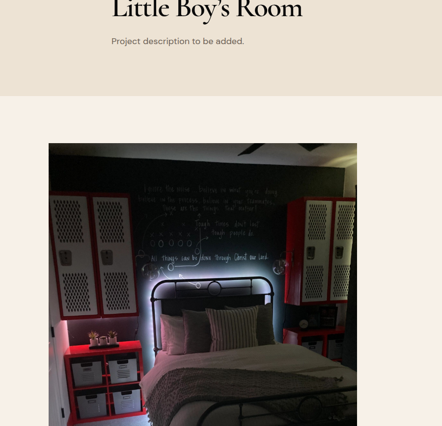 Boys bedroom with bed and lockers